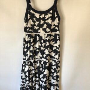 SP294 - YUMI Girls dress - age 7-8