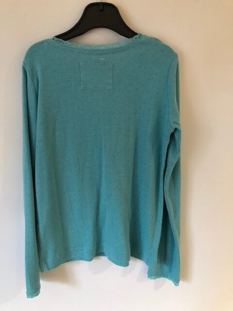 SP377 - Boden long sleeve pointelle top - age 9-10 - Image 3